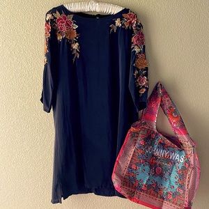 NWT Johnny Was Dress Embroidered Floral XS Shift Tunic Black Flower Lightweight